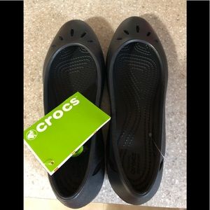 Crocs ladies Kelli flats. Black. Size 9